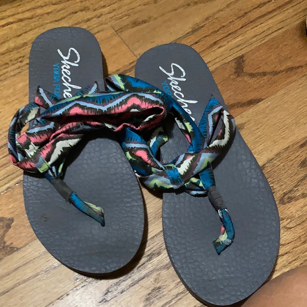 Sketchers Yoga Foam-slightly used